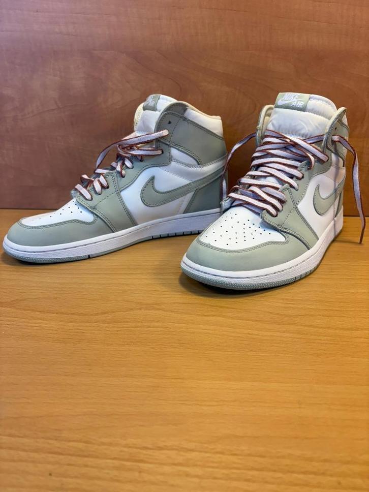 Nike air jordan 1 high seafoam #30421, Kleding | Dames, Schoenen, Zo goed als nieuw, Sneakers of Gympen, Ophalen of Verzenden