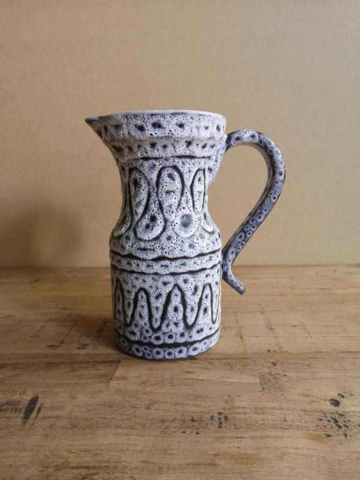 Vintage Vaas/ Kan Fat Lava Gesigneerd Austruy, Huis en Inrichting, Woonaccessoires | Vazen, Zo goed als nieuw, Wit, Minder dan 50 cm