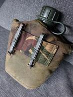 Mooie leger veldfles, militaire drinkfles in nette staat..., Verzamelen, Ophalen of Verzenden, Landmacht, Nederland, Overige typen