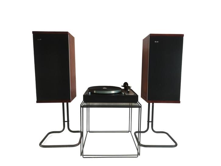 Prachtige vintage teak B&W DM/4 speakers met Maja stands, Audio, Tv en Foto, Luidsprekers, Gebruikt, Front, Rear of Stereo speakers