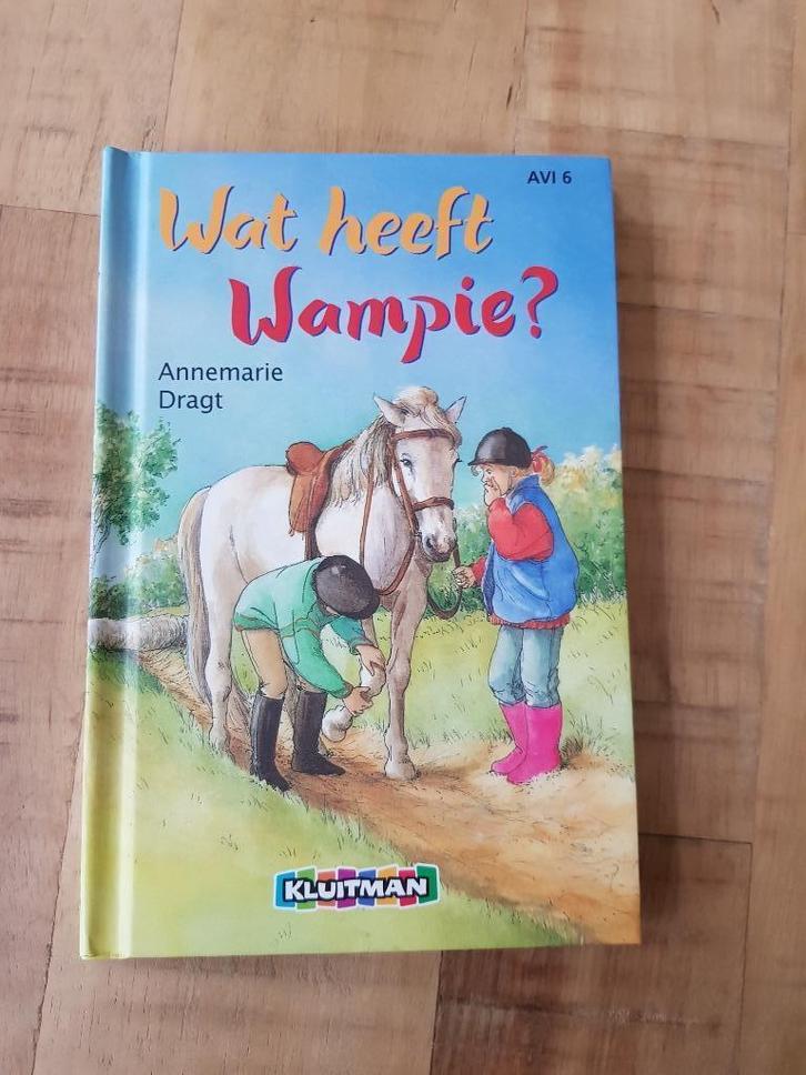 Boek Wat heeft Wampie?, Boeken, Kinderboeken | Jeugd | onder 10 jaar, Zo goed als nieuw, Fictie algemeen, Ophalen of Verzenden