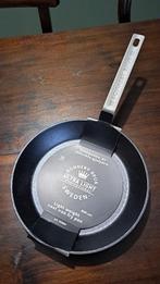 Nieuw ulta lichtgewicht gietijzeren pan 26 cm - Ronneby Bruk, Huis en Inrichting, Keuken | Potten en Pannen, Ophalen of Verzenden