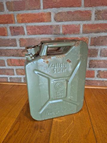 Originele 5 liter Duitse jerrycan – Kraffstoff beschikbaar voor biedingen