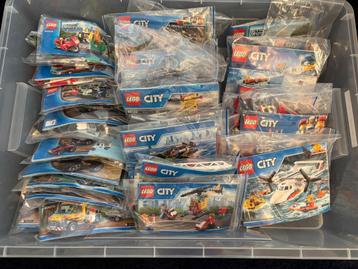 LEGO City – 37 sets compleet & gecontroleerd (ongebouwd) beschikbaar voor biedingen