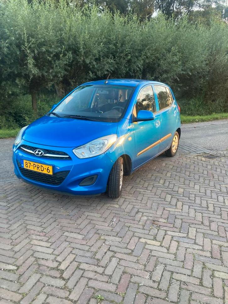 Hyundai i10 1.25 I 5DR 2011 Blauw, Auto diversen, Fietsendragers, Gebruikt, Trekhaakdrager, 2 fietsen, Elektrische fiets, Ophalen of Verzenden