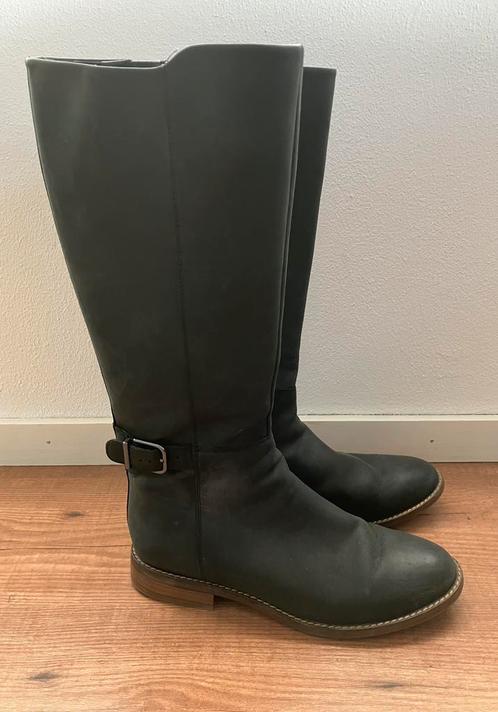 Clarks Camzin dameslaarzen maat 41 zgan, Kleding | Dames, Schoenen, Zo goed als nieuw, Hoge laarzen, Zwart, Ophalen of Verzenden