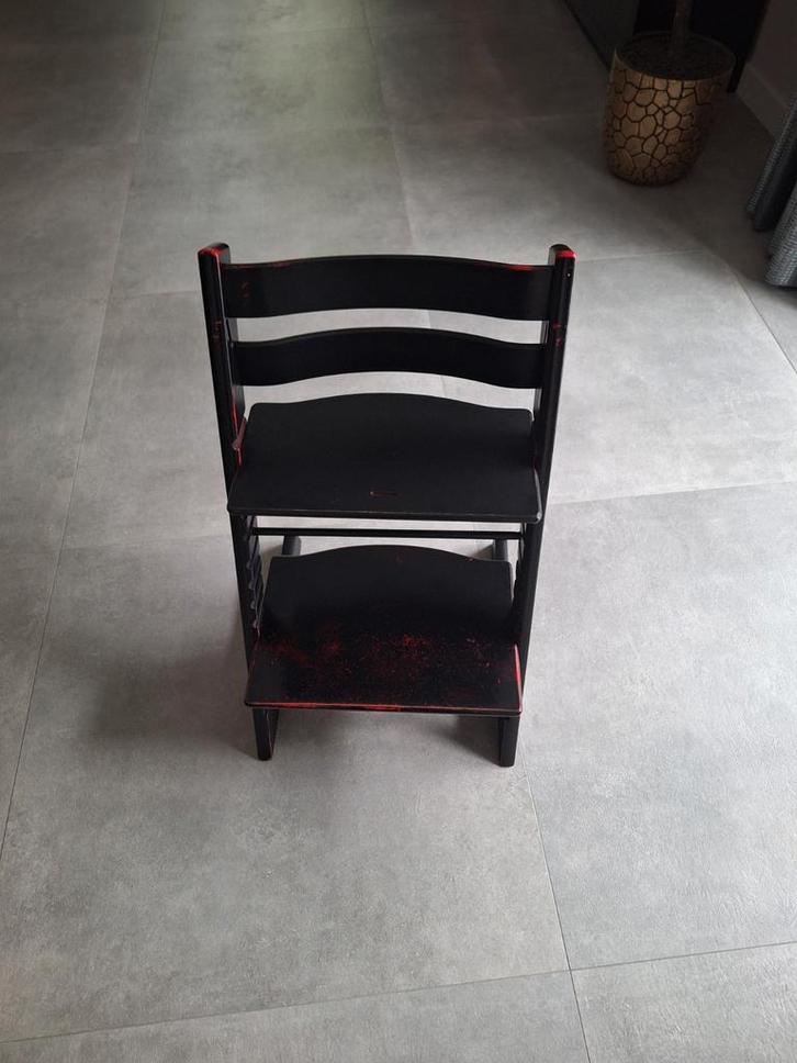 Stokke Tripp Trapp Zwart/Rood, Kinderen en Baby's, Kinderstoelen, Ophalen of Verzenden