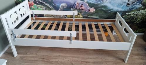 Ikea peuter bedje met toebehoren, Kinderen en Baby's, Kinderkamer | Bedden, Zo goed als nieuw, Minder dan 140 cm, Minder dan 70 cm