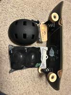 Skateboard met helm en knie+eleboog beschermers, Sport en Fitness, Skateboarden, Ophalen, Zo goed als nieuw