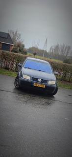 Volkswagen Bora 1.6 77KW 2001 Blauw, Bora, 4 cilinders, Blauw, 1200 kg