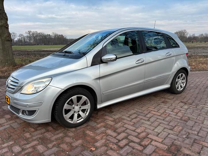 Mercedes-Benz B-Klasse  B200 Automaat, Auto's, Mercedes-Benz, Bedrijf, B-Klasse, Benzine, C, MPV, Automaat, Origineel Nederlands