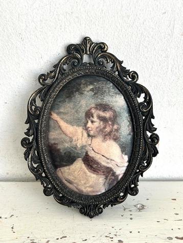 Vintage koper schilderijtje met zijde afbeelding beschikbaar voor biedingen