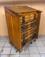 letterkast / zetbok / drukkerij kast, Ophalen