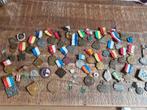 allerlei  medailles  oa rode kruis, Verzamelen, Speldjes, Pins en Buttons, Ophalen