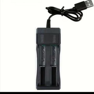 te koop usb batterij lader voor 18650 3.7 volt batterijen ni beschikbaar voor biedingen