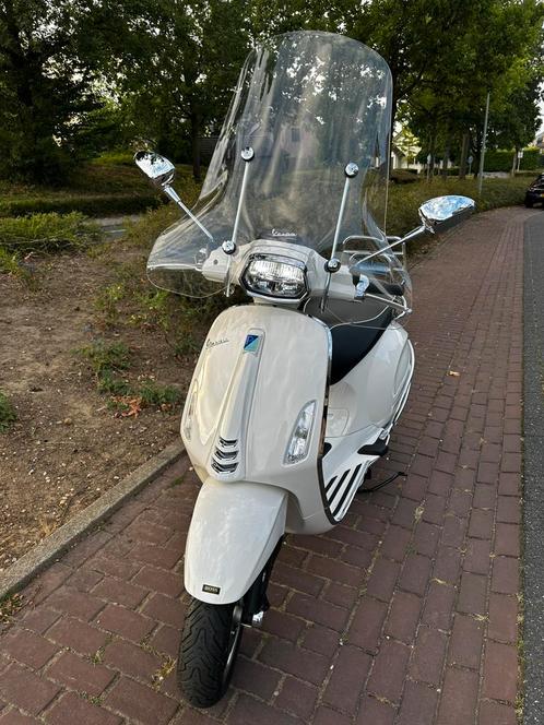 Vespa Sprint Wit 2021 - 800KM - Snor, Fietsen en Brommers, Scooters | Vespa, Zo goed als nieuw, Ophalen