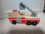 Melissa & doug houten brandweerauto, Ophalen, Zo goed als nieuw