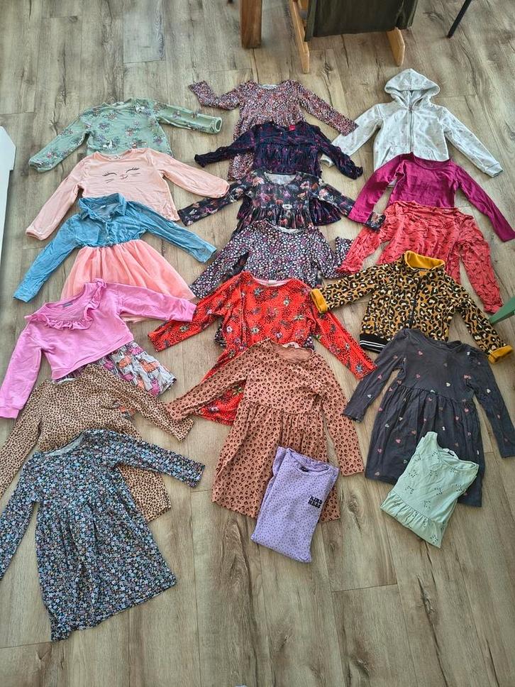 Enorm pakket winterkleding, kledingpakket meiden, 110/116., Kinderen en Baby's, Kinderkleding | Kinder-kledingpakketten, Zo goed als nieuw