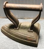 OUD METALEN STRIJKIJZER / KACHELBOUT, Ophalen of Verzenden