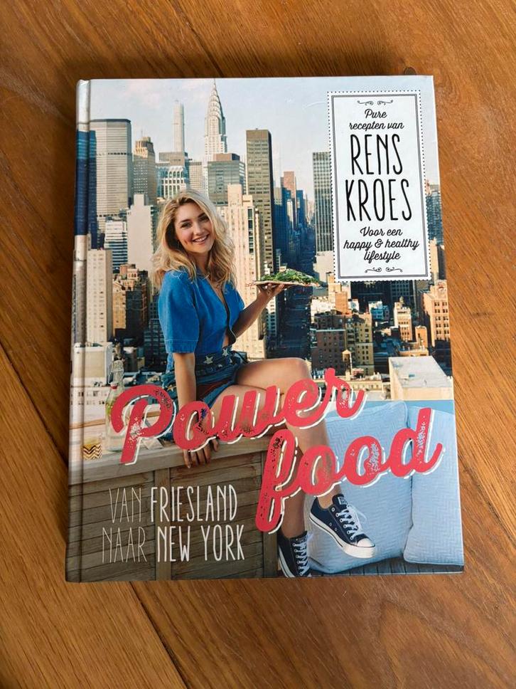 Rens Kroes - Powerfood - Van Friesland naar New York, Boeken, Kookboeken, Zo goed als nieuw, Ophalen