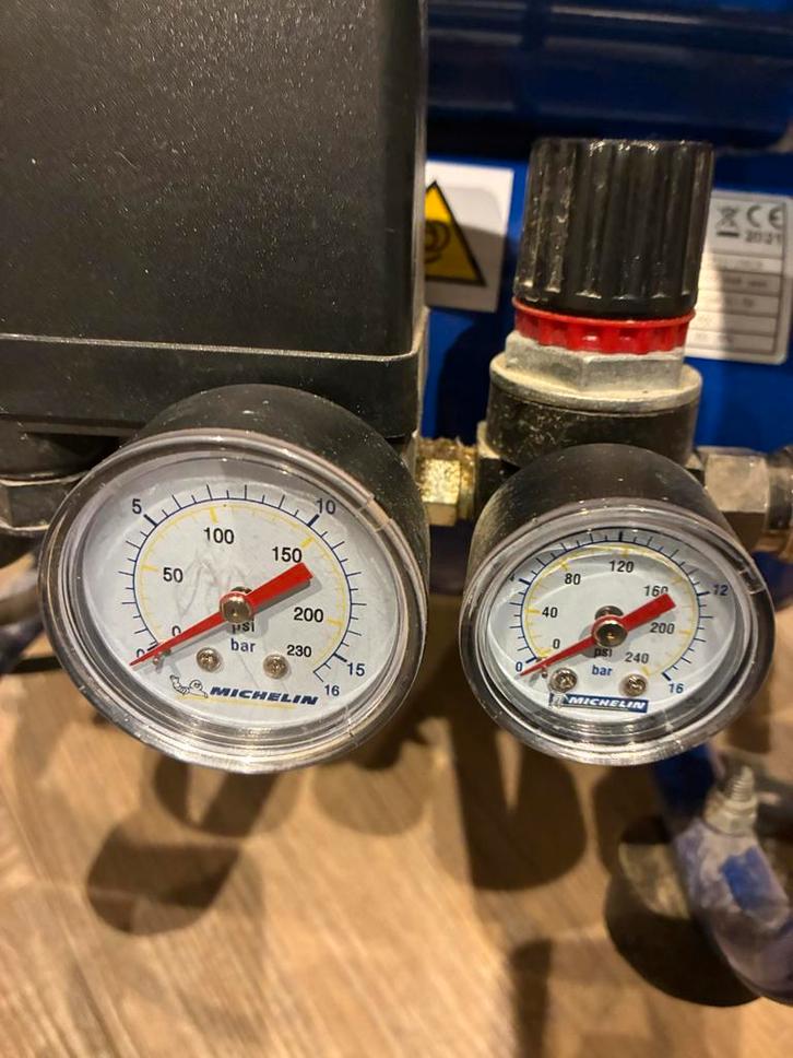 Michelin MB6u Compressor - Goed Onderhouden, Doe-het-zelf en Verbouw, Compressors, Gebruikt, 6 tot 10 bar, Minder dan 25 liter
