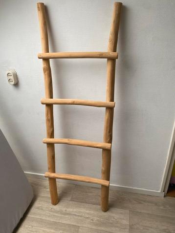 Houten Ladder - Decoratief beschikbaar voor biedingen