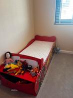 Auto bed, Kinderen en Baby's, Kinderkamer | Bedden, Ophalen of Verzenden, Zo goed als nieuw