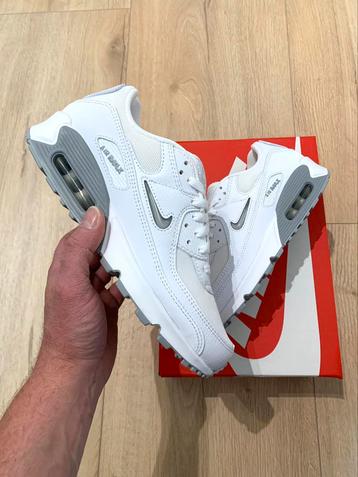 Nike Air Max 90 Jewel White (EU 41 / 43 / 44 / 45)