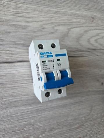 Gacia hoofdschakelaar 40A 2P 2 mod - DH-240 beschikbaar voor biedingen