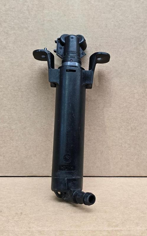 Koplampsproeier AUDI A3 8V bj. 2012-2016r Orgineel 8V0955102, Auto-onderdelen, Carrosserie en Plaatwerk, Bumper, Voor, Gebruikt