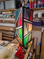 Zelfgemaakte glas in lood lamp van 36 cm. hoog, Huis en Inrichting, Ophalen, Nieuw, Glas, Minder dan 50 cm