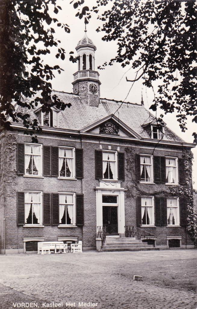 00498 Vorden - Kasteel het Medler, Verzamelen, Ansichtkaarten | Nederland, Ongelopen, Gelderland, 1960 tot 1980, Verzenden