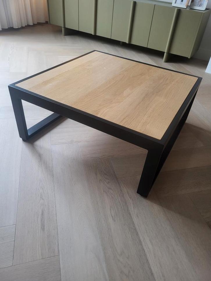Industriele eiken salontafel met stalen frame, Huis en Inrichting, Tafels | Salontafels, Zo goed als nieuw, Minder dan 50 cm, 50 tot 100 cm