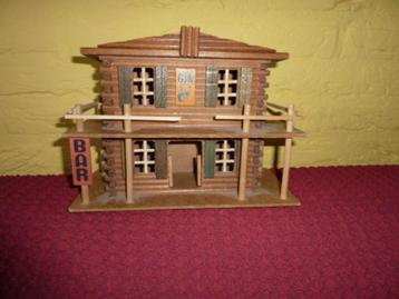 Leuk wild west huisjes voor aanvulling bij het spoor beschikbaar voor biedingen