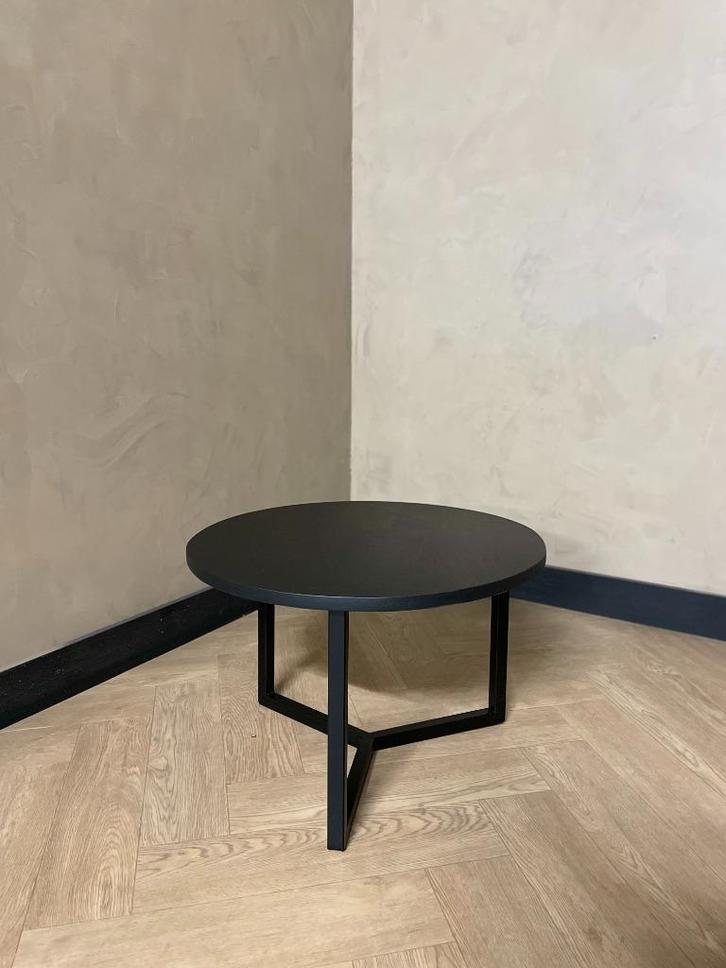 STIJLVOLLE EIKEN SALONTAFEL - ronde salontafels, Huis en Inrichting, Tafels | Salontafels, Nieuw, Minder dan 50 cm, 50 tot 100 cm