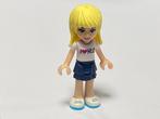 Lego Friends Minifiguur frnd250 Stephanie, donkerblauwe rok, Ophalen of Verzenden, Nieuw, Losse stenen, Lego