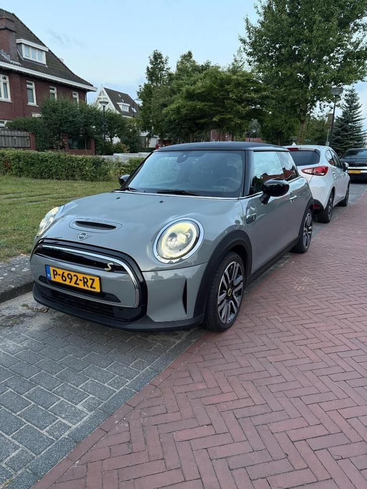 Mini 3-deurs (f56) Electric 184pk Aut 2022 Grijs, Auto's, Mini, Particulier, Cooper S, ABS, Airconditioning, Alarm, Bluetooth