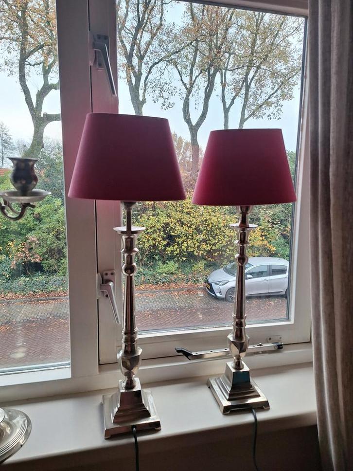 Twee stijlvolle lampen met kap, Huis en Inrichting, Lampen | Tafellampen, 50 tot 75 cm, Ophalen