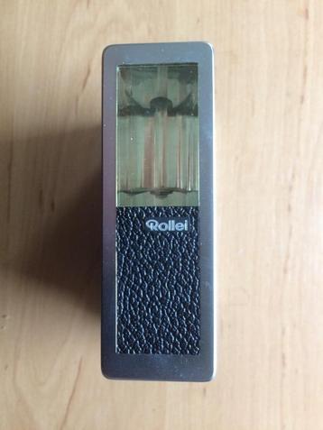 RUILEN: oude / vintage Rollei E22 flitser + oplader beschikbaar voor biedingen