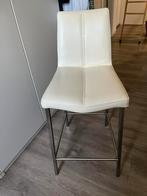 Xooon 4 stuks barkruk rvs onderstel wit kunstleder zitting, Huis en Inrichting, Barkrukken, Ophalen, Zo goed als nieuw, 60 tot 90 cm