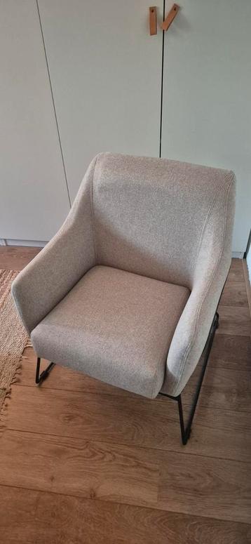 Prachtige zandkleurige fauteuil.Geen gebruikssporen/vlekken! beschikbaar voor biedingen