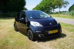 Peugeot 107 5DR 2013 Zwart - Lederen bekleding, Voorwielaandrijving, Zwart, 4 stoelen, USB