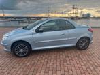 Peugeot 206 CC 1.6 16V 2002 Grijs, Zwart, 4 cilinders, Cabriolet, 4 stoelen