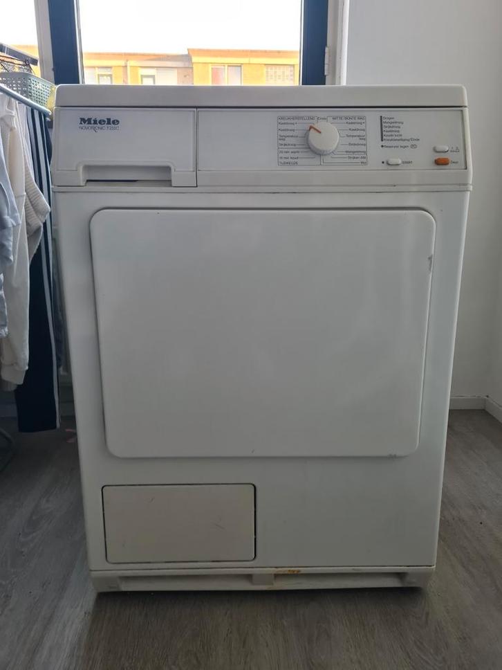 Miele Novotronoc T233C - Wasdroger, Witgoed en Apparatuur, Wasdrogers, Luchtafvoer, 6 tot 8 kg, 85 tot 90 cm, Ophalen