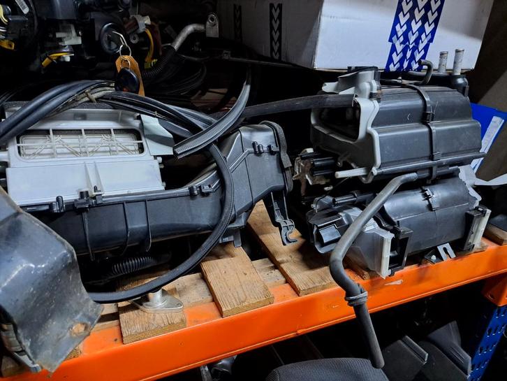 Subaru verwarming en airco onderdelen verschille de types, Auto-onderdelen, Uitlaatsystemen, Subaru, Gebruikt, Ophalen of Verzenden