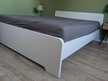 Ikea Bedframe - afbeelding 1
