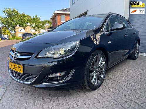 Opel Astra 1.4 Turbo Cosmo/Navi/Leder/stuur+stoel verwarming, Auto's, Opel, Particulier, Te koop, Astra, ABS, Airbags, Airconditioning