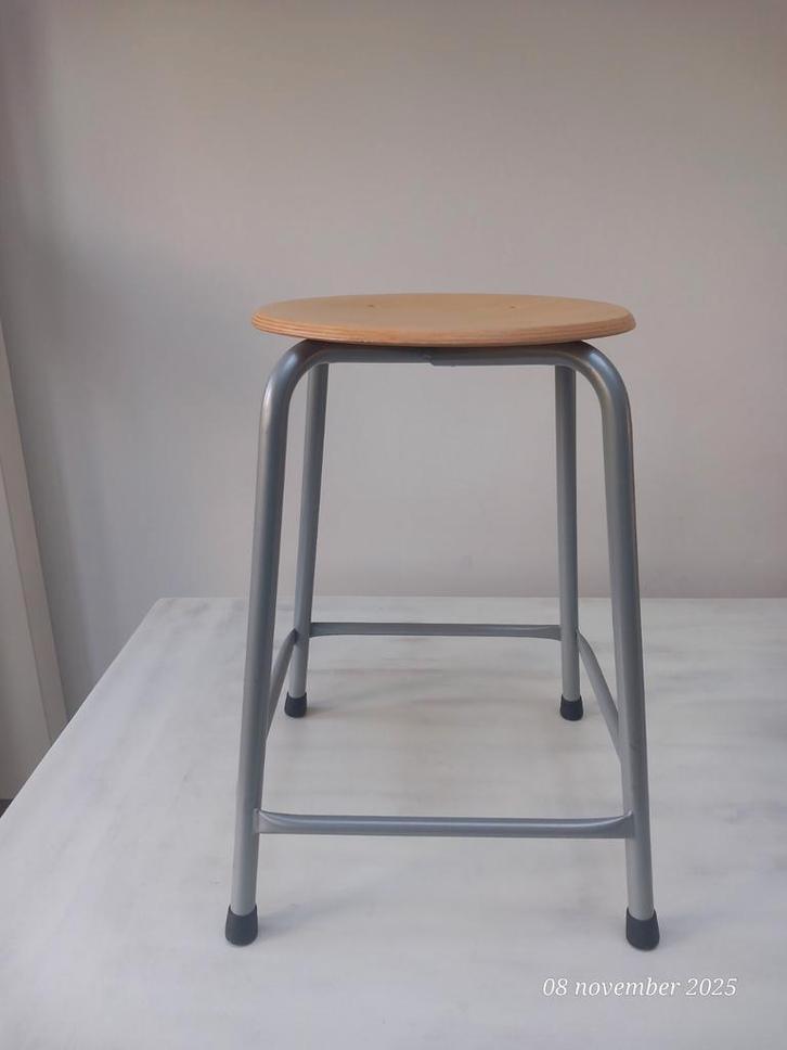 Vijf Score Krukken - Set, Huis en Inrichting, Stoelen, Zo goed als nieuw, Vijf, Zes of meer stoelen, Hout, Metaal, Overige kleuren