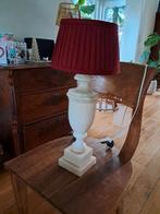 Marmeren Lampvoet met Rode Kap - Set van 2, Gebruikt, 50 tot 75 cm, Klassiek, Stof
