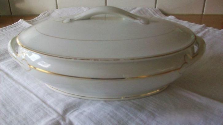 Ovale dekschaal Societe Ceramique Maestricht, Antiek en Kunst, Antiek | Schalen, Ophalen of Verzenden